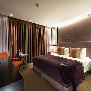 Crowne Plaza London Battersea